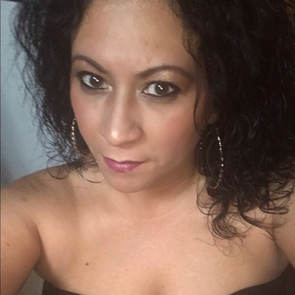 Meet your Posher, Omayra